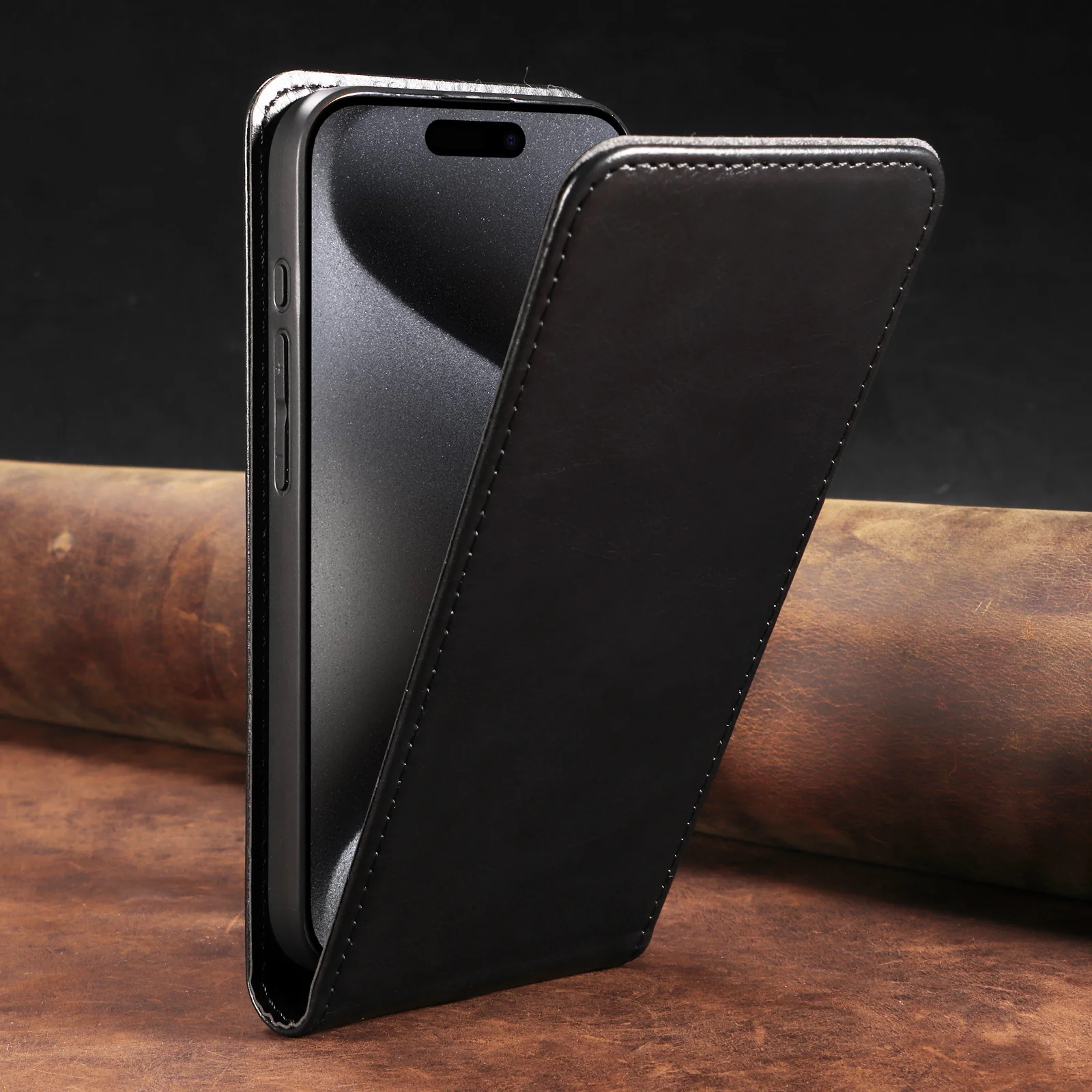 Motorola Moto Edge 50 Neo Leather Shockproof Essentials Series Case - Image 10
